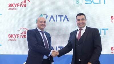 «AITA» تتعاون مع «Arabia SKY Five» لتقديم خدمات الاتصال عالى السرعة على الطائرات