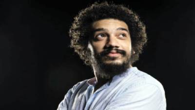 الكاتب محمد السورى فى حوار لـ«روزاليوسف:»  فى زمن «التيك توك» والنكتة السريعة الضحك فقد هويته!