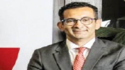 «إى آند مصر» تطلق أول خدمة لتحويل الأموال الدولية الفورية