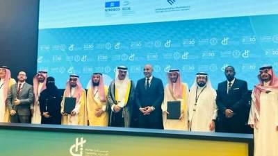 عبداللطيف يستعرض التجربة المصرية لتطوير التعليم فى الرياض