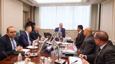 وزير البترول يستقبل وفدًا من شركة «شيماى الصينية» القابضة لبحث فرص الاستثمار