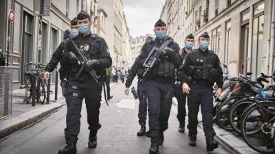 «ماكرون» يواجه مخطط تغلغل «الإرهابية» فى فرنسا