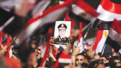 السيسى حامى الثورة  و مؤسس الجمهورية الجديدة