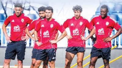 «أوضة اللبس».. صداع فى الأهلى