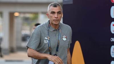 «نبيه» يطالب «أبوريدة» بمعسكر خارجى 