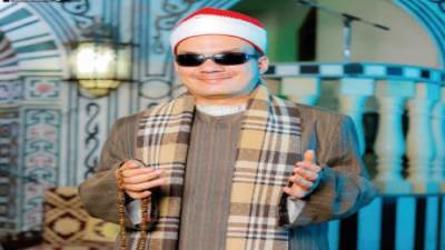 «محمد».. إمام وخطيب ومبتهل