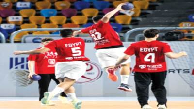 «اليد».. صائد البطولات الإقليمية والعالمية