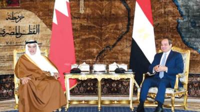 الرئيس السيسى يستقبل ولى عهد البحرين لبحث التطورات الإقليمية وتعزيز العلاقات الثنائية فى المجالات الاقتصادية