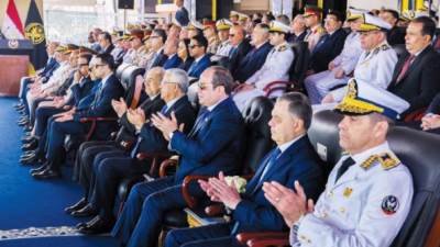 الرئيس السيسى يشيد بجهود ترامب لوقف إطلاق النار ويدعوه لزيارة مصر