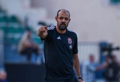 الأهلى «فاتح ع الرابع»