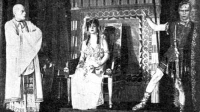 فاطمة اليوسف  من عرش المسرح إلى عرش الصحافة