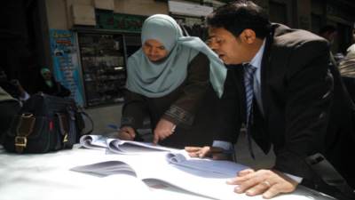 الضرائب والتراخيص وجودة المنتجات.. ردود رسمية تحسم الجدل