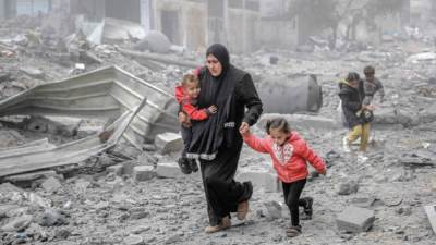 القلق يجتاح «القطاع»