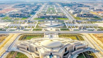 القضاء على العشوائيات وبناء مدن ذكية جديدة وزيادة المساحة المعمورة لـ %14