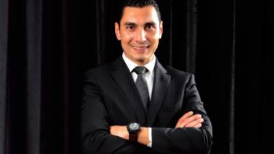 جوهر نبيل   وزير الشباب.. جوكر كرة اليد