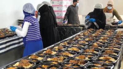 موائد الرحمن 1000 عام من إطعام الصائمين