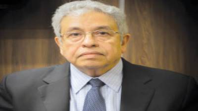 سياسيون: المجالس المحلية تلبى الخدمات وتؤهل الكوادر الشبابية للمشاركة الشعبية