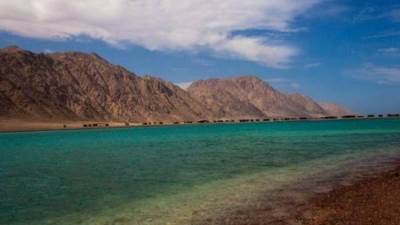 أرض الفيروز.. نافذة جاذبة   للاستثمارات الصناعية والزراعية