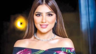 بعد انتهاء الحداد.. مى عمر تستأنف نشاطها بـ«شمشون ودليلة»