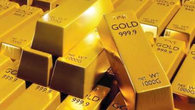 الهدوء الحذر يسيطر على سوق الذهب مع تحسن الجنيه وتراجع الأونصة عالميًا