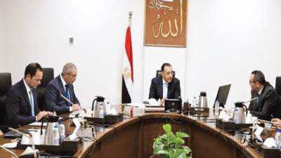 مدبولى يستعرض خطة تطوير جهاز تنمية المشروعات لدعم ريادة الأعمال وزيادة الصادرات