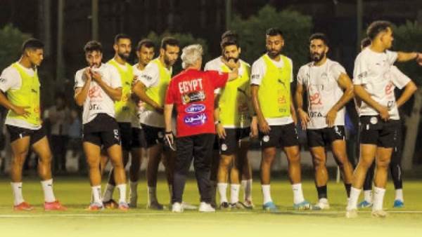 منتخب الفراعنة يعلن الطوارئ القصوى استعداداً لمواجهة الإمارات