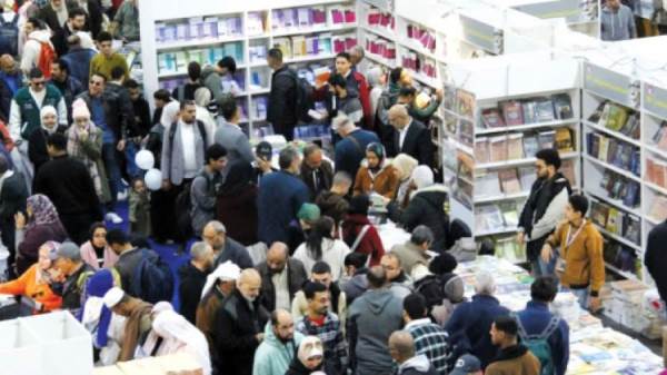 د. أحمد هنو: نجاح معرض القاهرة الدولى للكتاب ثمرة العمل الجماعى