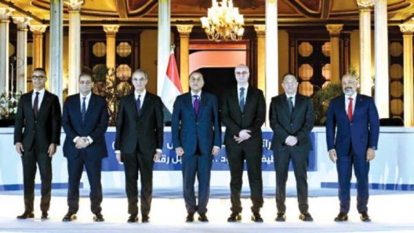 3.5 مليار دولار تعيد رسم خريطة الاتصالات فى مصر