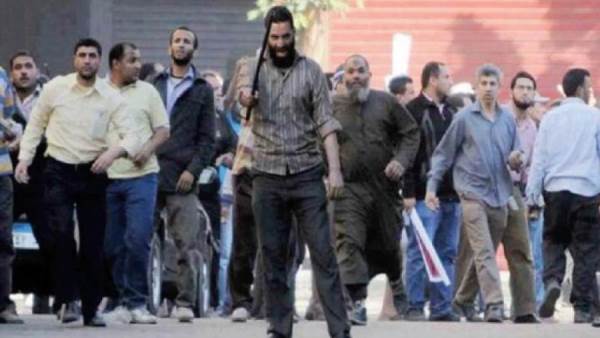 خبراء يكشفون.. مخطط «الجماعة الإرهابية» لبث سمومها فى رمضان